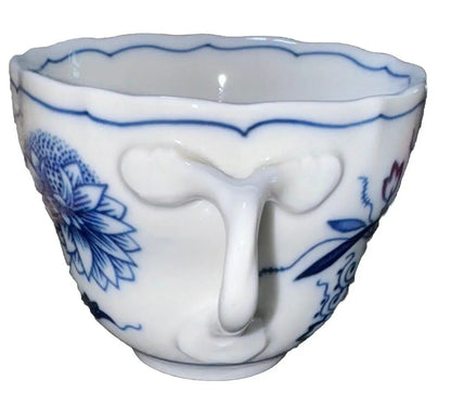 Vintage Hutschenreuther Blue Onion Tea Cup | 1950s | Bavarian Porcelain | Frostmere