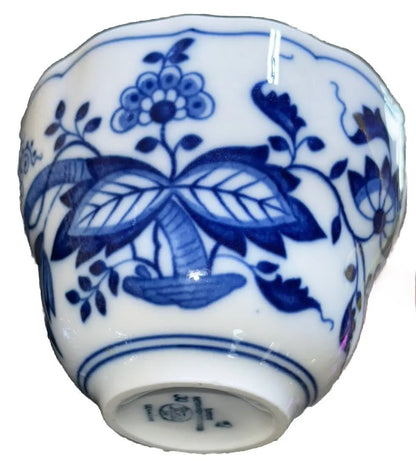 Vintage Hutschenreuther Blue Onion Tea Cup | 1950s | Bavarian Porcelain | Frostmere