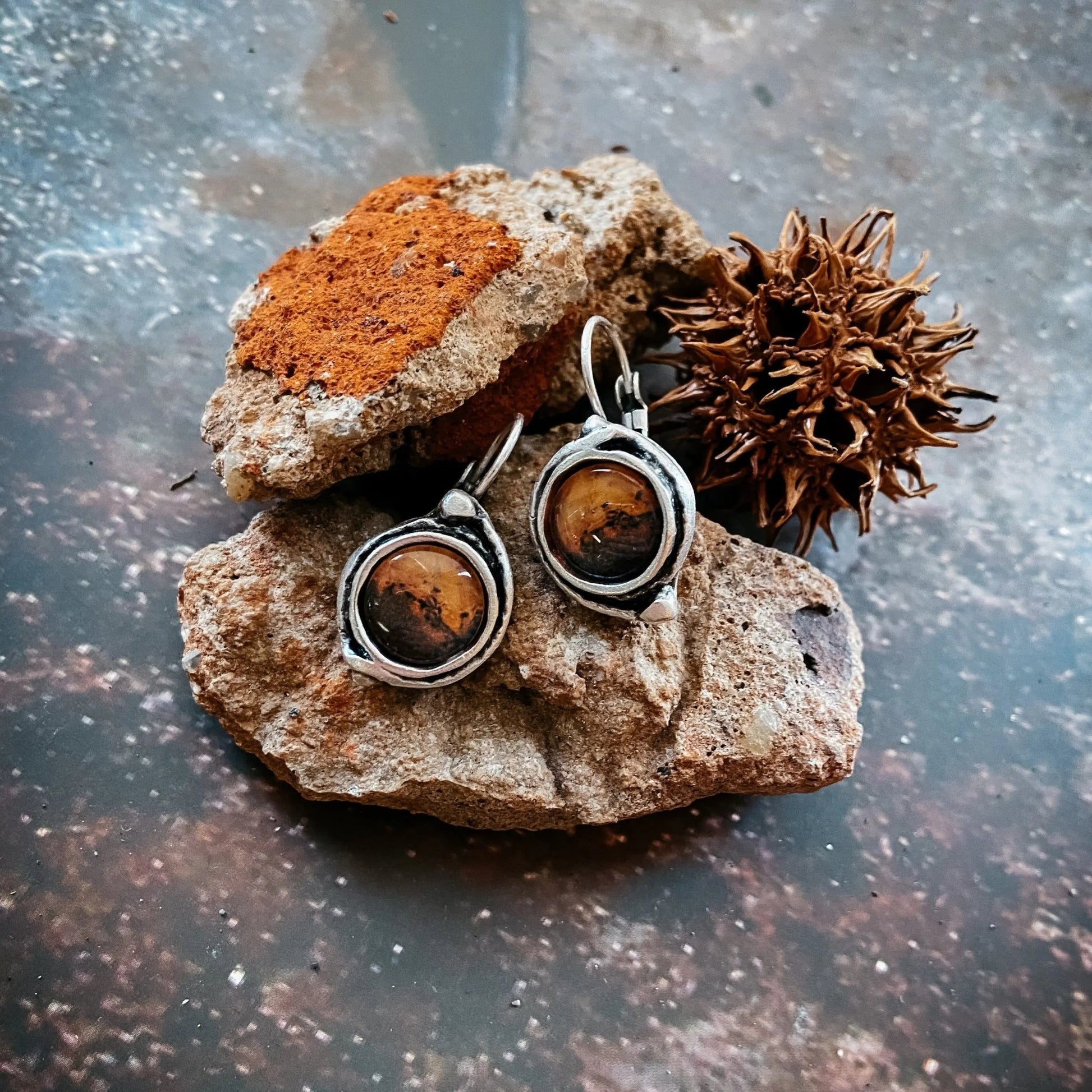 Mars Jewelry Gift Set - Necklace, Earrings, and Ring - FrostmereMars Jewelry Gift Set - Necklace, Earrings, and Ring DC - Yugen Handmade